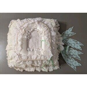 Vintage 1980s Cottagecore Grandmacore White/Light Blue Lace 3 Ring Photo Album